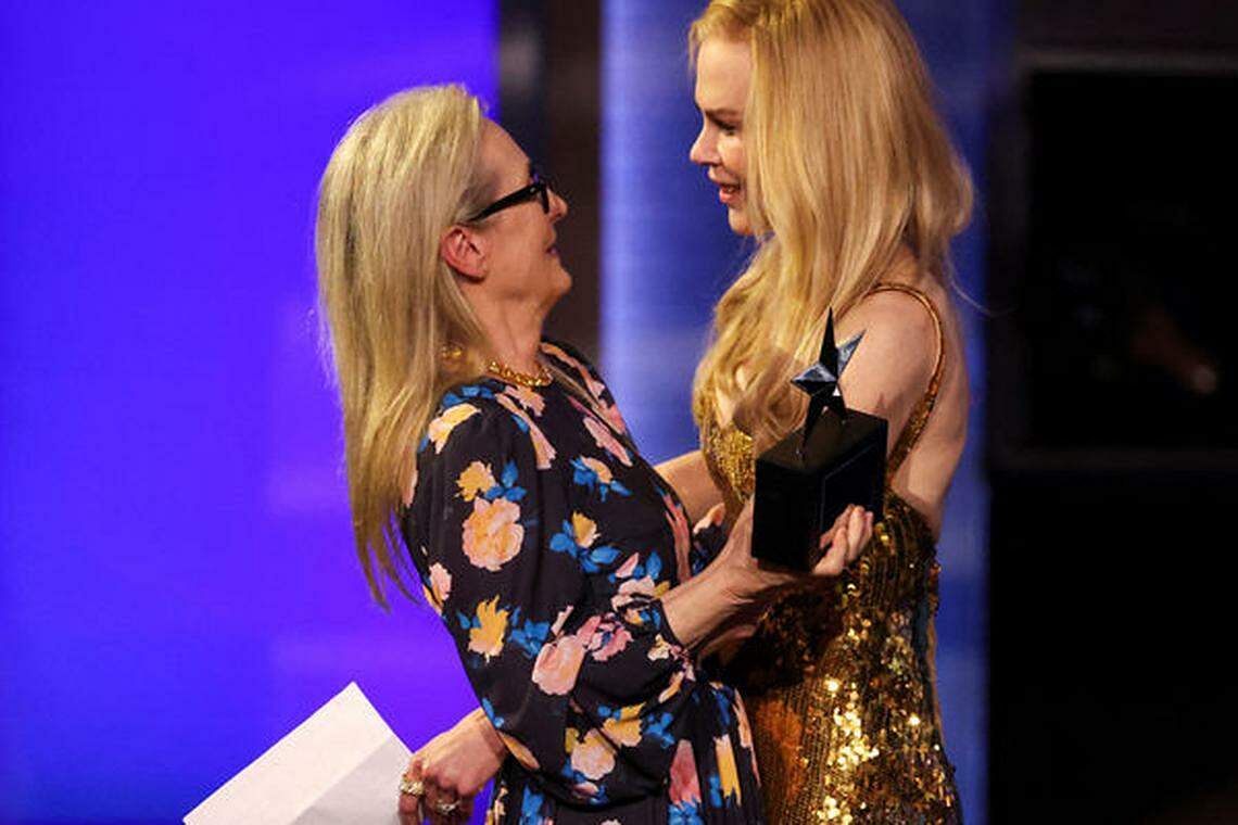 Nicole Kidman获颁终身成就奖 老公致辞惹哭她