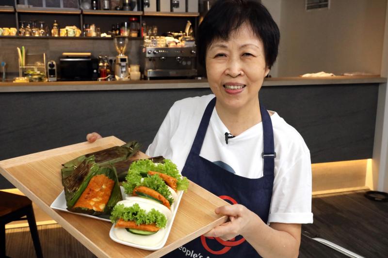 Attendtion in Kitchen Chef Irene Yip