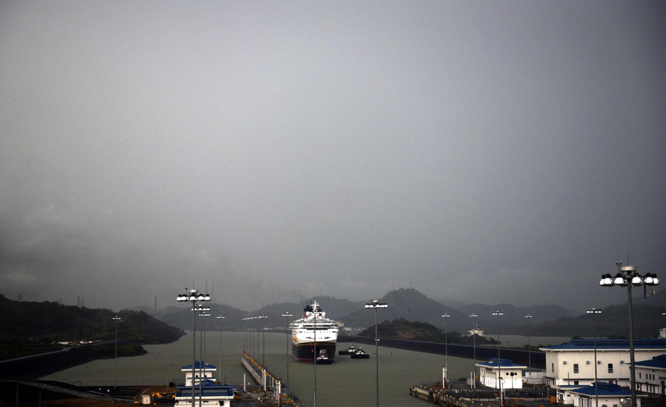 20170613_panamacanalreuters_Large.jpg