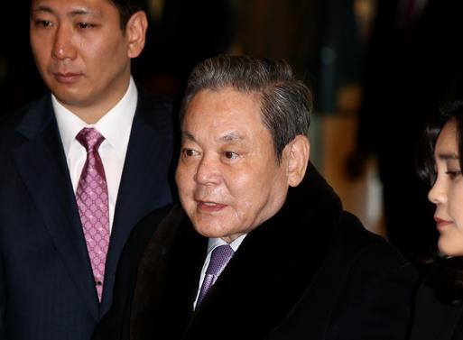 20170825_bloomberg_leekunhee_Large.jpg