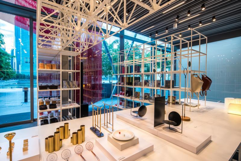 红点设计博物馆内专卖店让人在参观后能把设计买回家。