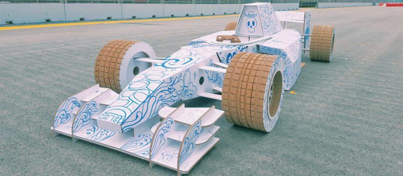 纸皮做的F1赛车。