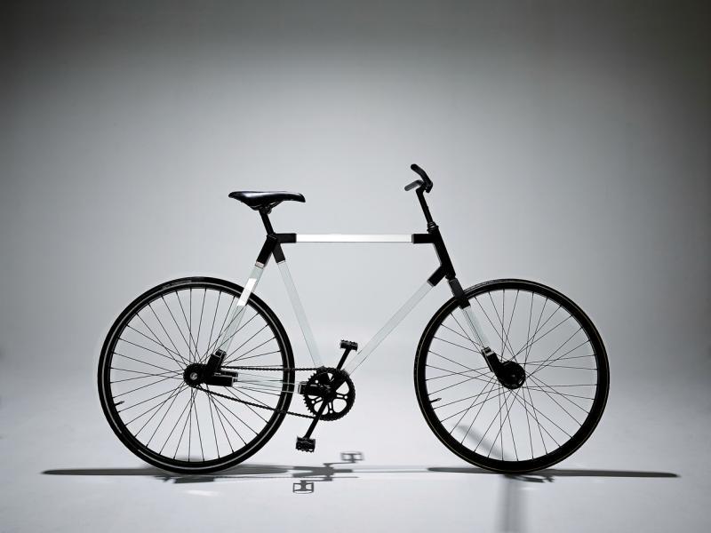 An&Angel使用玻璃打造脚踏车,叫设计迷惊为天人。