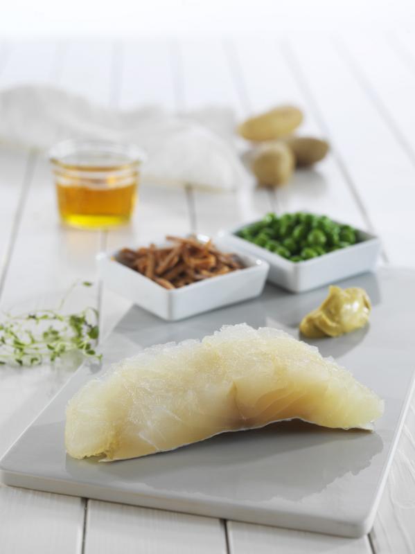 挪威的传统名菜Lutefisk,是浸泡碱水的鳕鱼,一年只在圣诞节才吃。(FiSK餐馆提供)