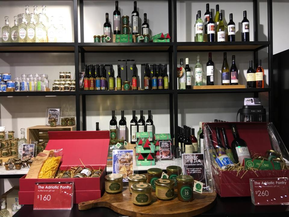 20171215_lifestyle_hamper_3_Medium.jpg
