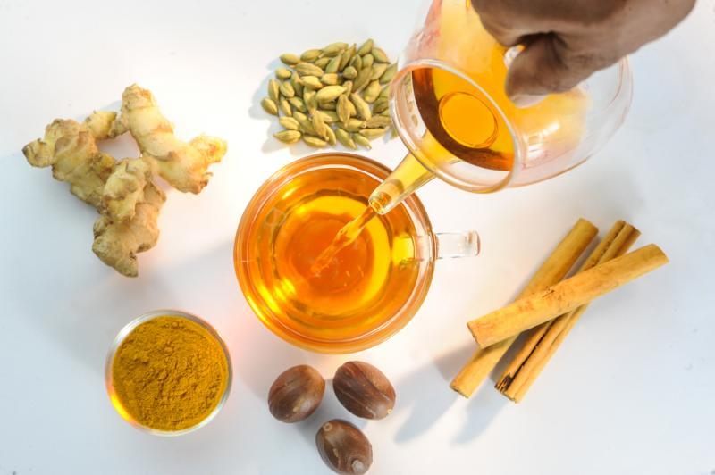 泡茶倒茶喝茶,这是个整体的五感体验。(Dilmah Tea提供照片)