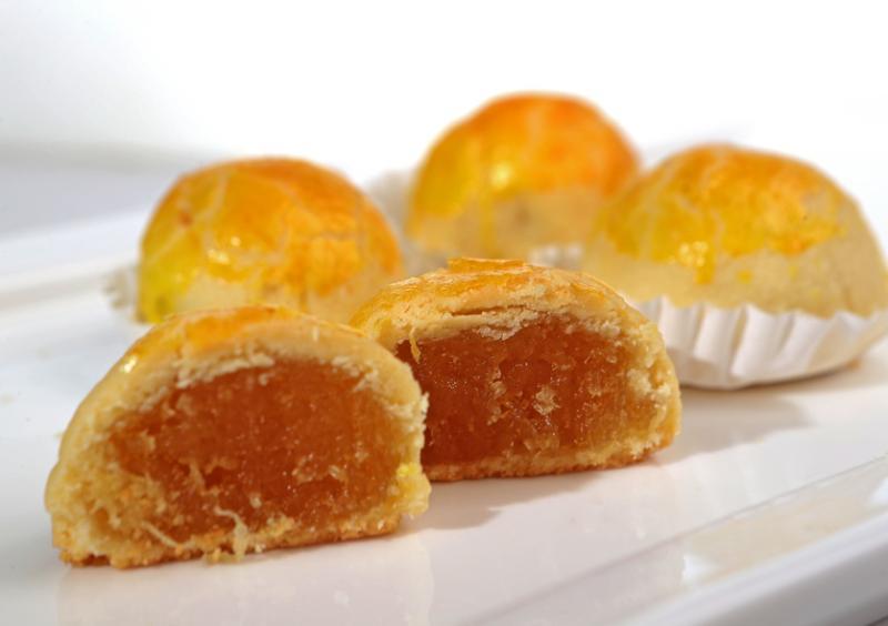 丽英西菓奶吧的黄梨挞有“高尔夫球”称号。(何炳耀摄)