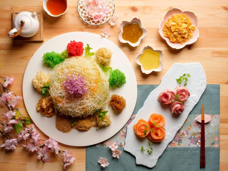 鱼生今年成为网售平台的热销年货商品。