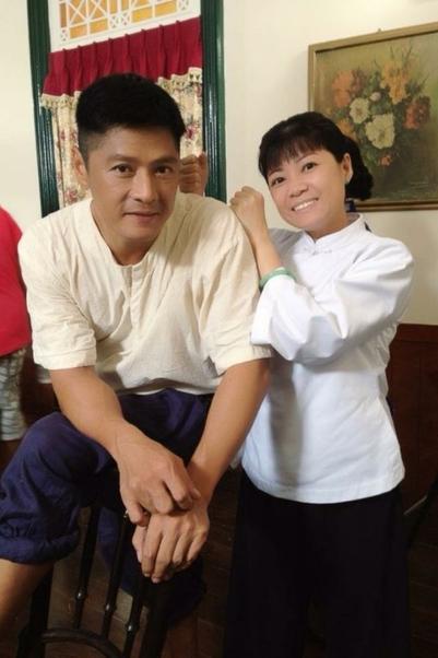 翁慧霖拍《信约：唐山到南洋》与阿哥李南星合作。（受访者提供）