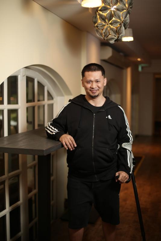 佐哈里虽然行动不便，却是Alma餐馆的厨房灵魂。（陈渊庄摄）