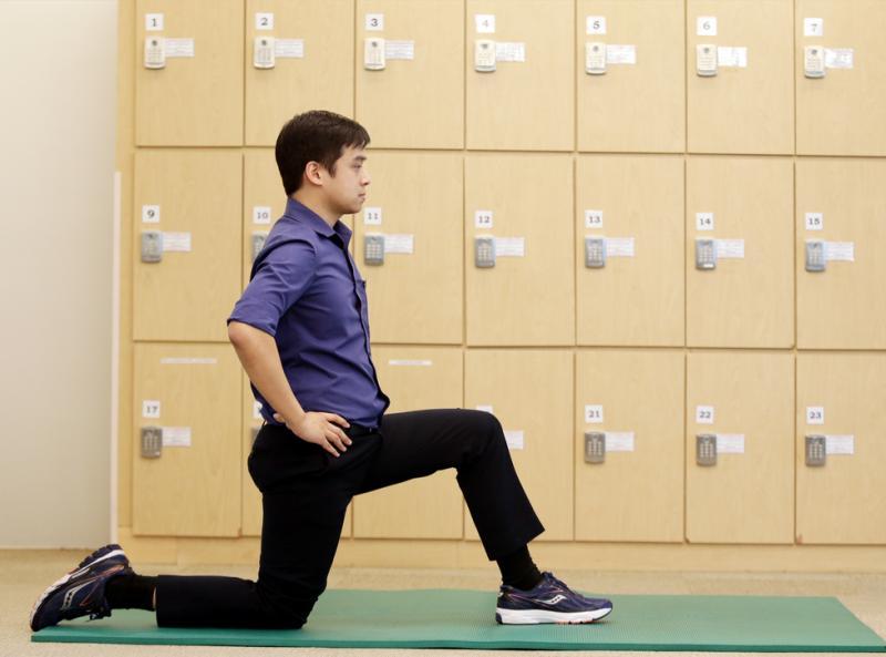 髋屈肌伸展运动