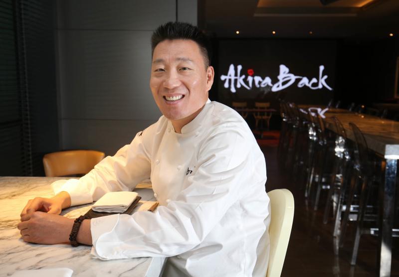 Akira Back当厨师前是专业滑雪运动员。（邬福梁摄）