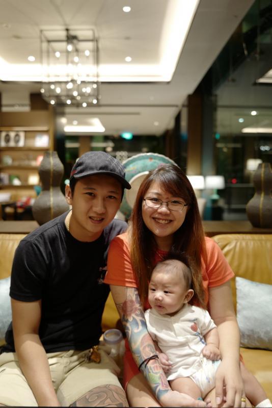 吴佳丽现在把生活重心放在老公和孩子身上。