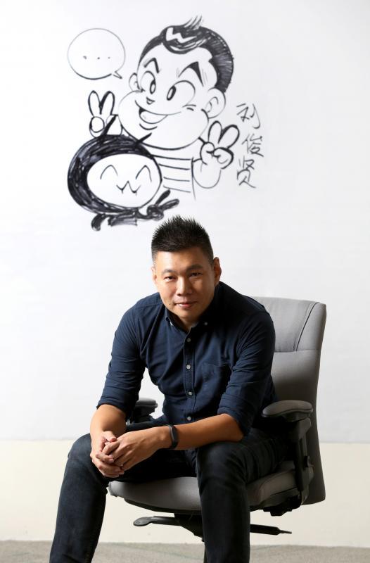 闯荡中国的本地漫画人刘俊贤,10年来用一张张单程机票换来一次次机会,再用一次次机会,换走青春及与家人相处的时间,理想与亲情只能取其一,他作何选择?