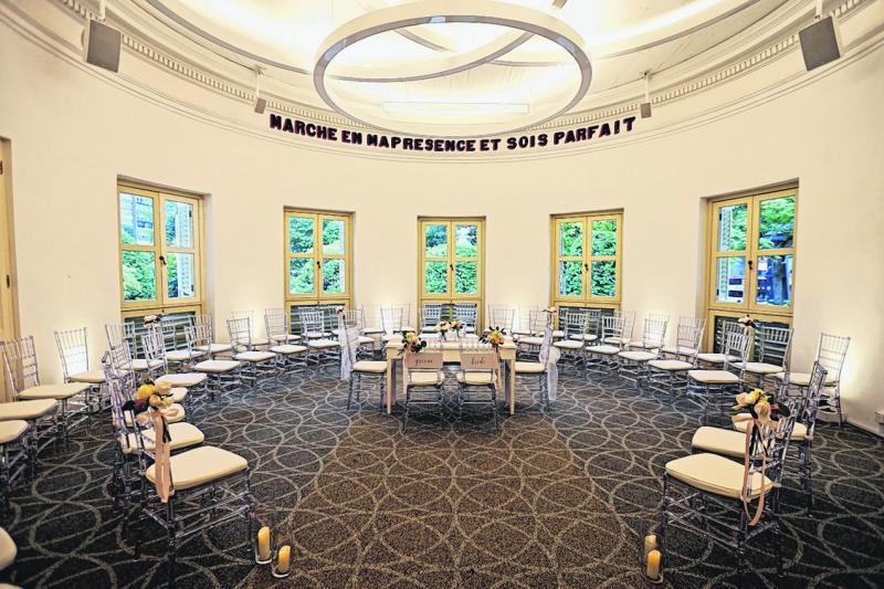 考德威尔屋Alcove小厅适合举办温馨小型婚礼。