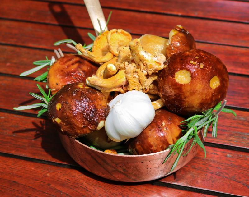 Zafferano的蘑菇大杂烩。