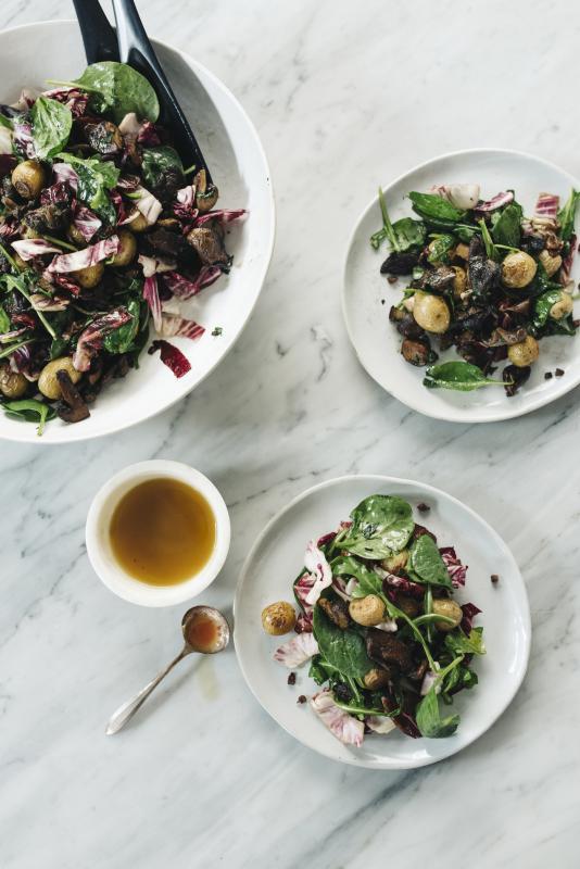 没有酱料搭配，沙拉就失去了它的灵魂。