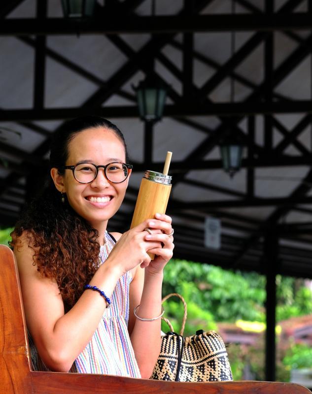 蓝美娥创办“Bamboo Straws Worldwide”售卖竹吸管。(萧紫薇摄影)