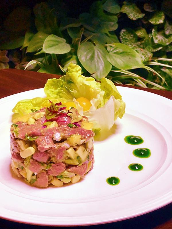 So France的三文鱼鞑靼。