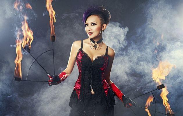 蔡嬣在魔术界有“Magic Babe Ning”的称号。(受访者提供)