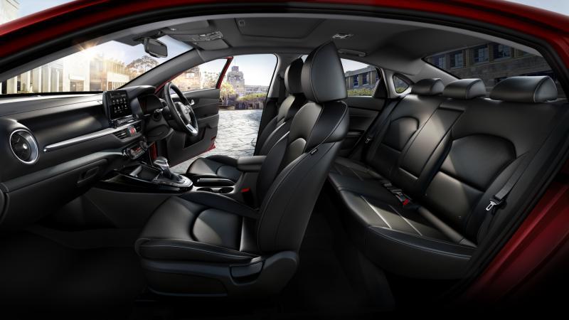 车子内部空间宽敞。