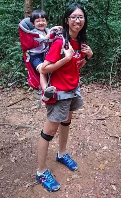 李昀燕不上班时,喜欢带孩子远离人群,接触大自然。