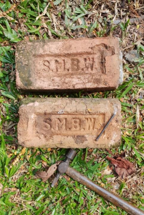 smbw brick mysterious normanton park
