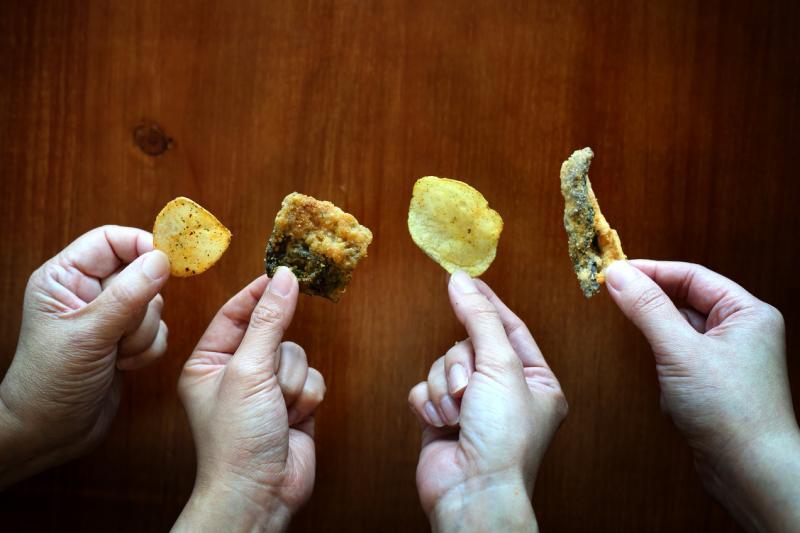 本报美食记者试吃本地品牌零食,替它们打分。