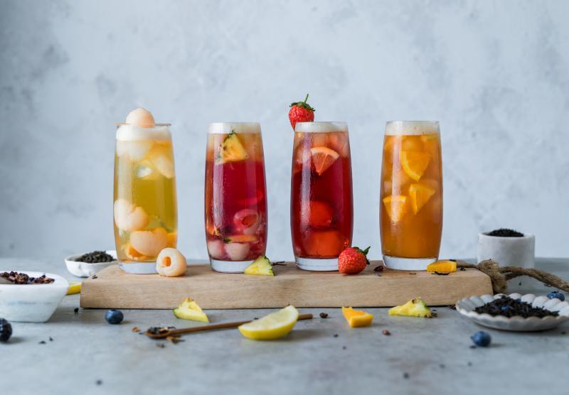 近来流行的无酒精鸡尾冰茶。