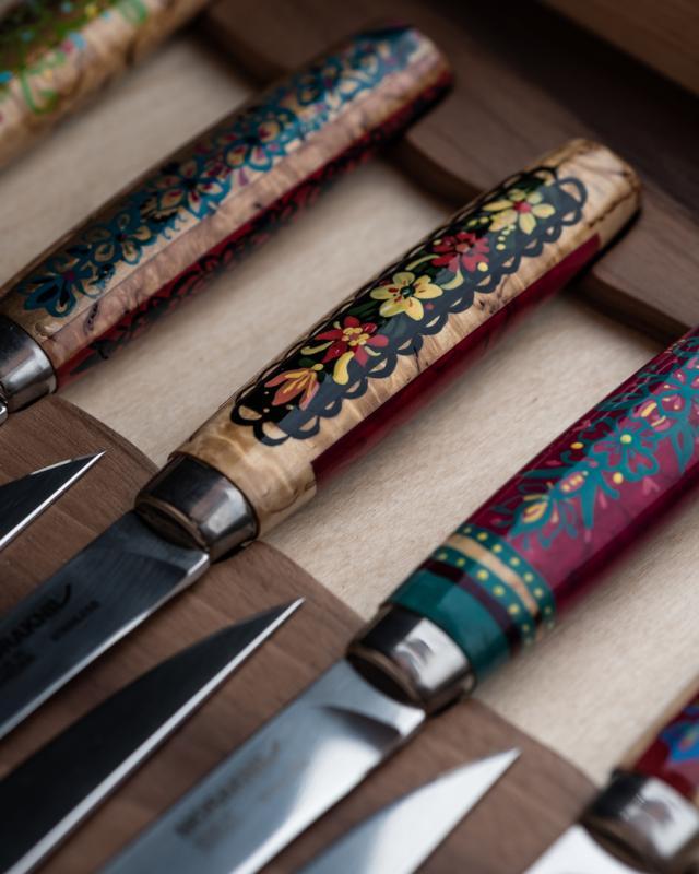 牛排切刀上的设计,透着北欧风。