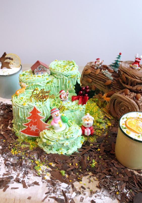 新加坡美爵乐斯酒店的椰糖班兰树桐蛋糕。(酒店提供)