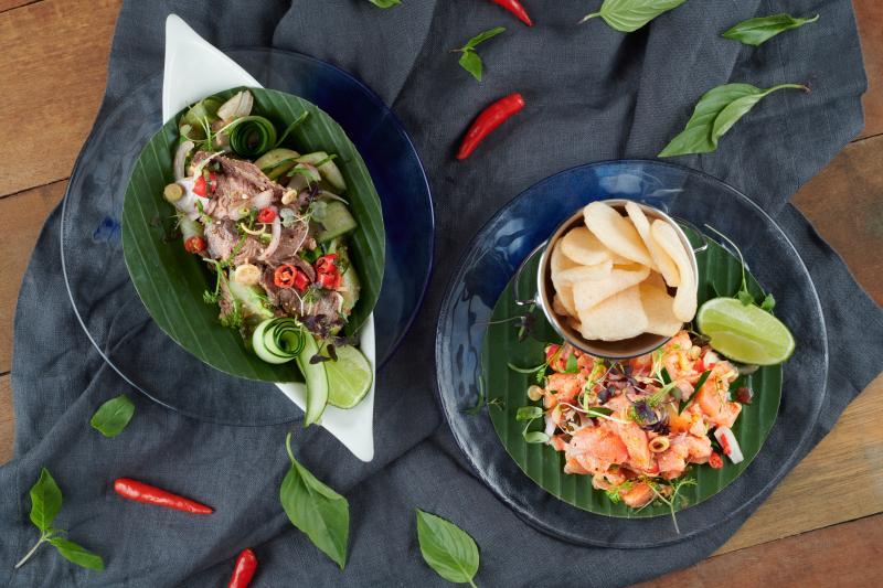 泰式香料辣烤牛肉沙拉。