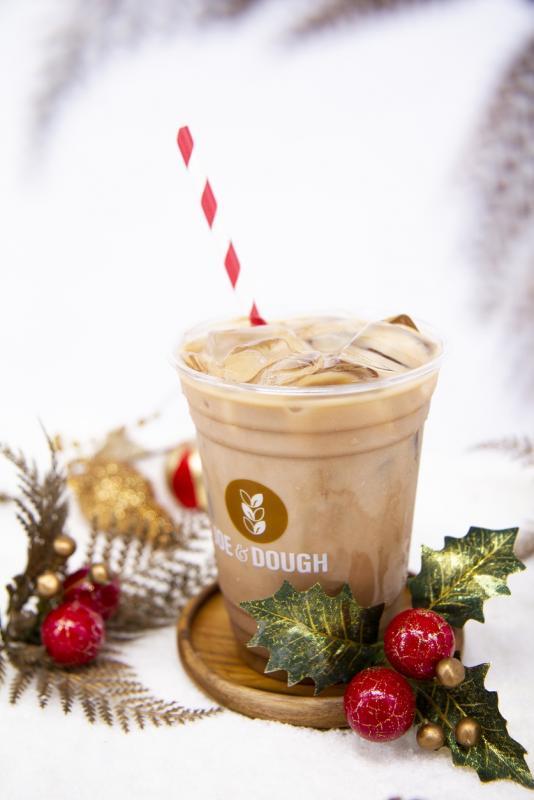 Joe & Dough咖啡馆特调的薄荷摩卡咖啡，把圣诞冰凉的体验带给消费者。（Joe & Dough提供）