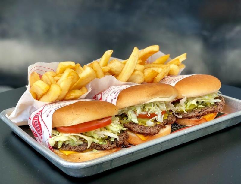 Fatburger让食客根据喜好和口味客制自己喜欢的汉堡。（档案照）