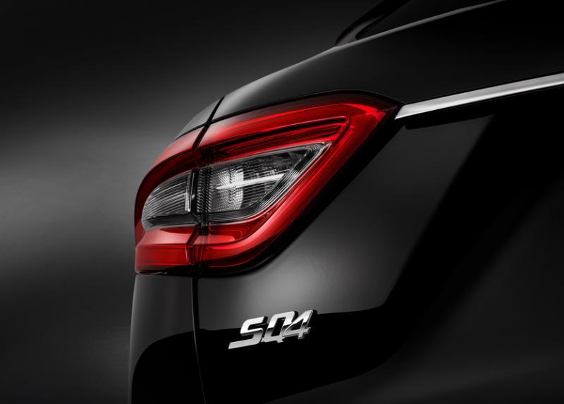 车尾灯的设计延续了玛莎拉蒂其他家族成员的特点。