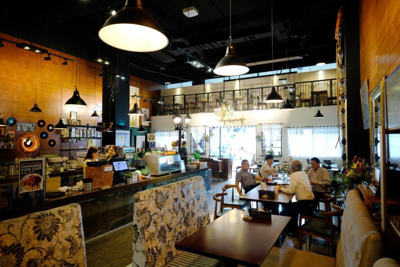 British Hainan装潢摆设带有怀旧情怀。(曾坤顺摄影)