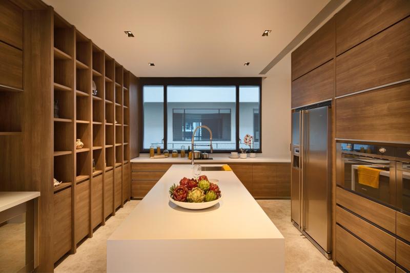 “木质调”厨房相当脱俗。