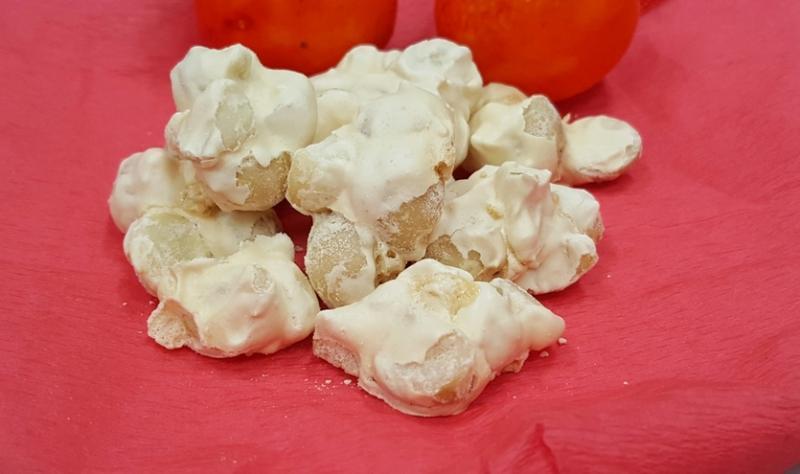 Careshop De Cafe新年推出现代口味的夏威夷果马林糖。