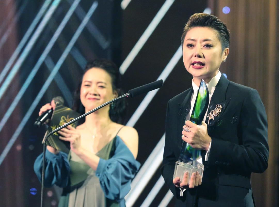 20190416_showbiz_starawards4_Large.jpg