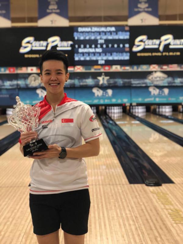 黄琳芷去年在美国拉斯维加斯公开赛夺冠，迎来她在美国职业女子保龄球总会（PWBA）巡回赛的首项锦标，再次为国争光。（受访者提供）