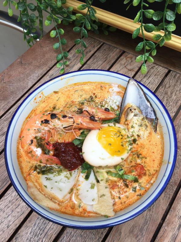 Courtyard Cafe Nonya Seafood Laksa