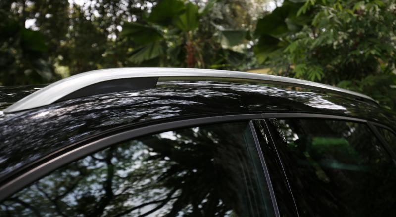 喜爱阳光的人应当喜欢车顶支架。