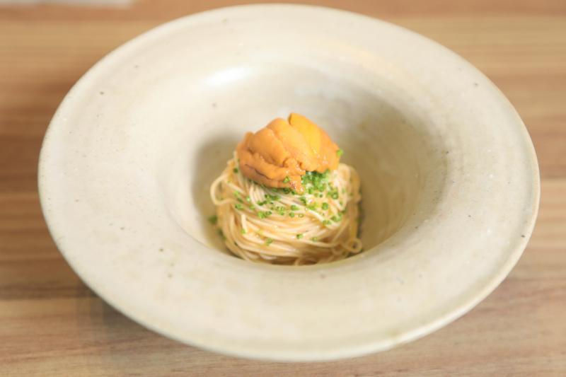 Il Den海胆寿面,有意大利灵感。(梁伟康摄影)