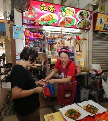 20190507_news_hawker2_Small.jpg