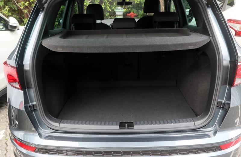 行李厢有485公升，空间宽敞。