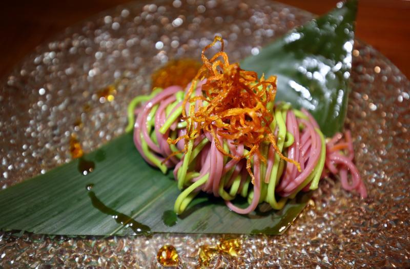 清香的水梨炖官燕。(餐馆提供)