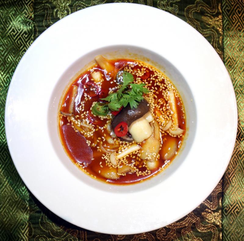 香辣的麻辣珍菌。