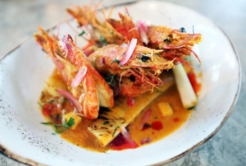 香辣黄梨虾浓郁辛香。