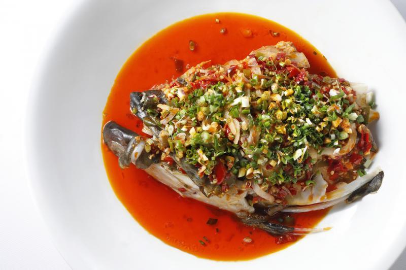 剁椒龙趸是大班楼的招牌菜之一。