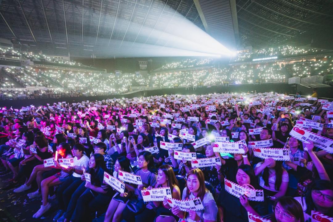 5566与8000个歌迷一起回忆青春的岁月。（照片／Live Nation新加坡提供）